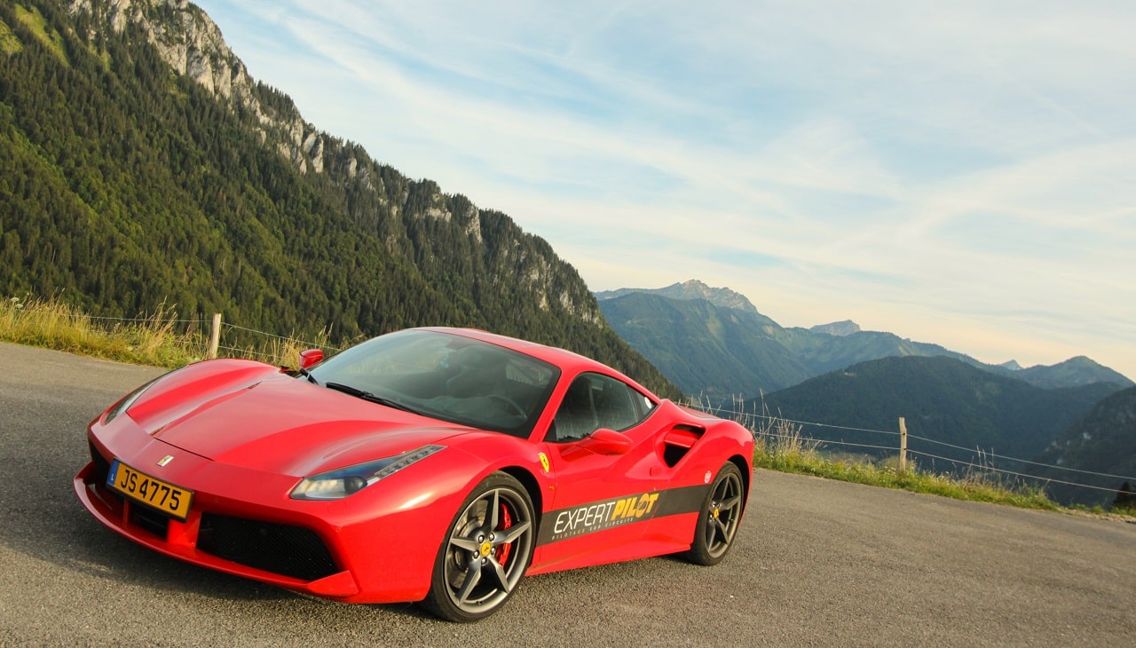 Essai Ferrari 488 GTB une Diva facile vivre AUTOMOTIV PRESS