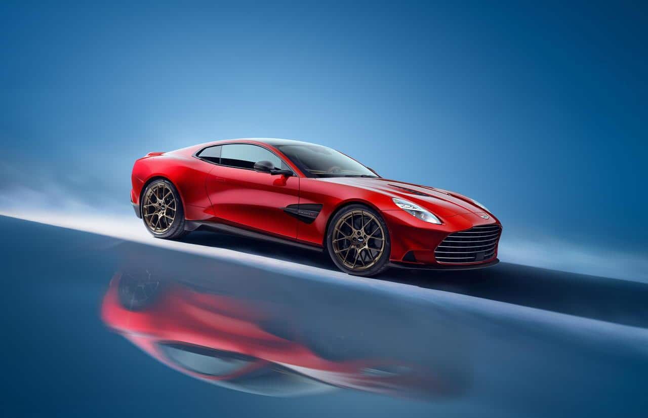 Aston Martin Vanquish 2024